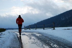running_in_snow